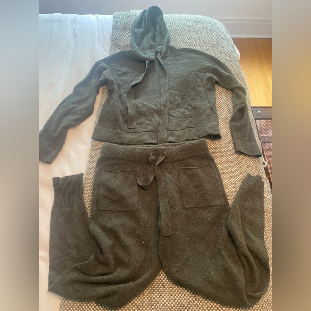 Naadam cashmere jumpsuit size XS.